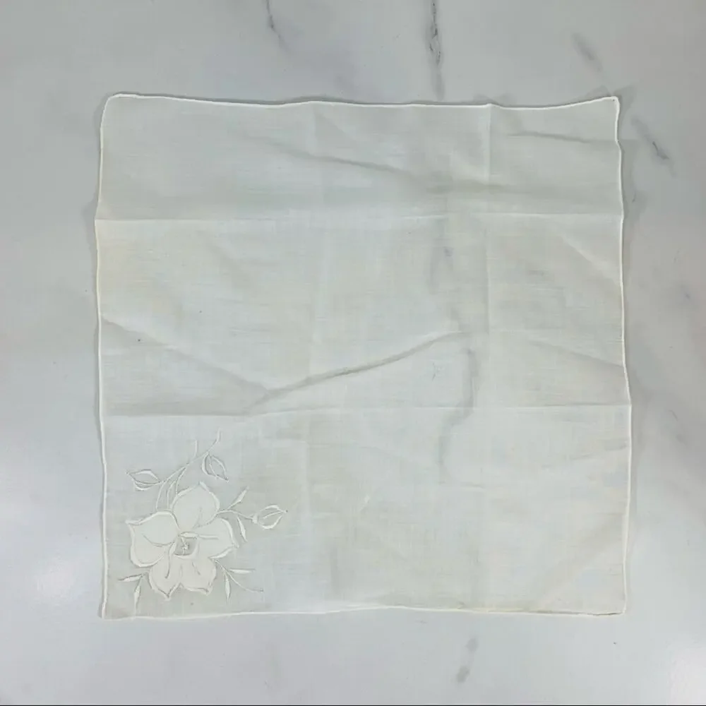 Fine Linen? Cream Handkerchief Applique Flower 12